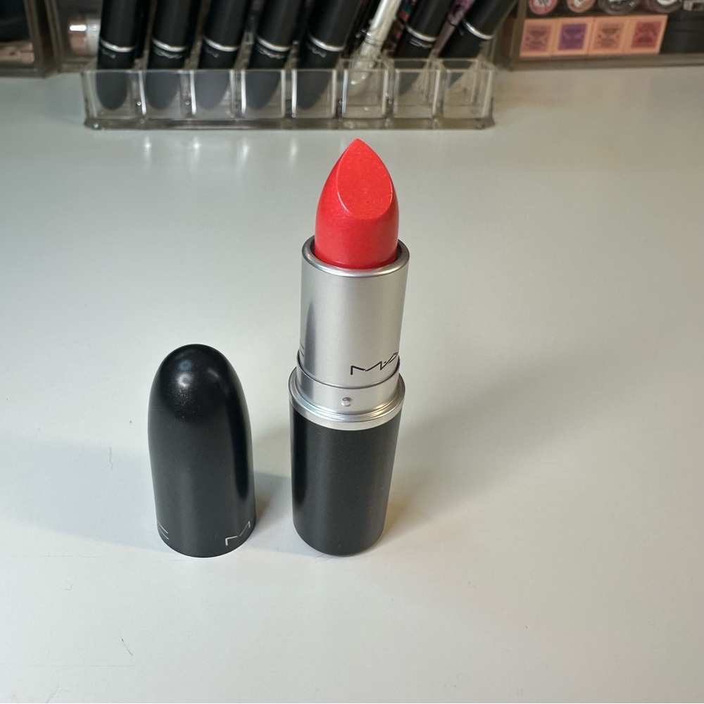 New MAC Cosmetics Red Lipstick - in Pretty Boy Cremesheen